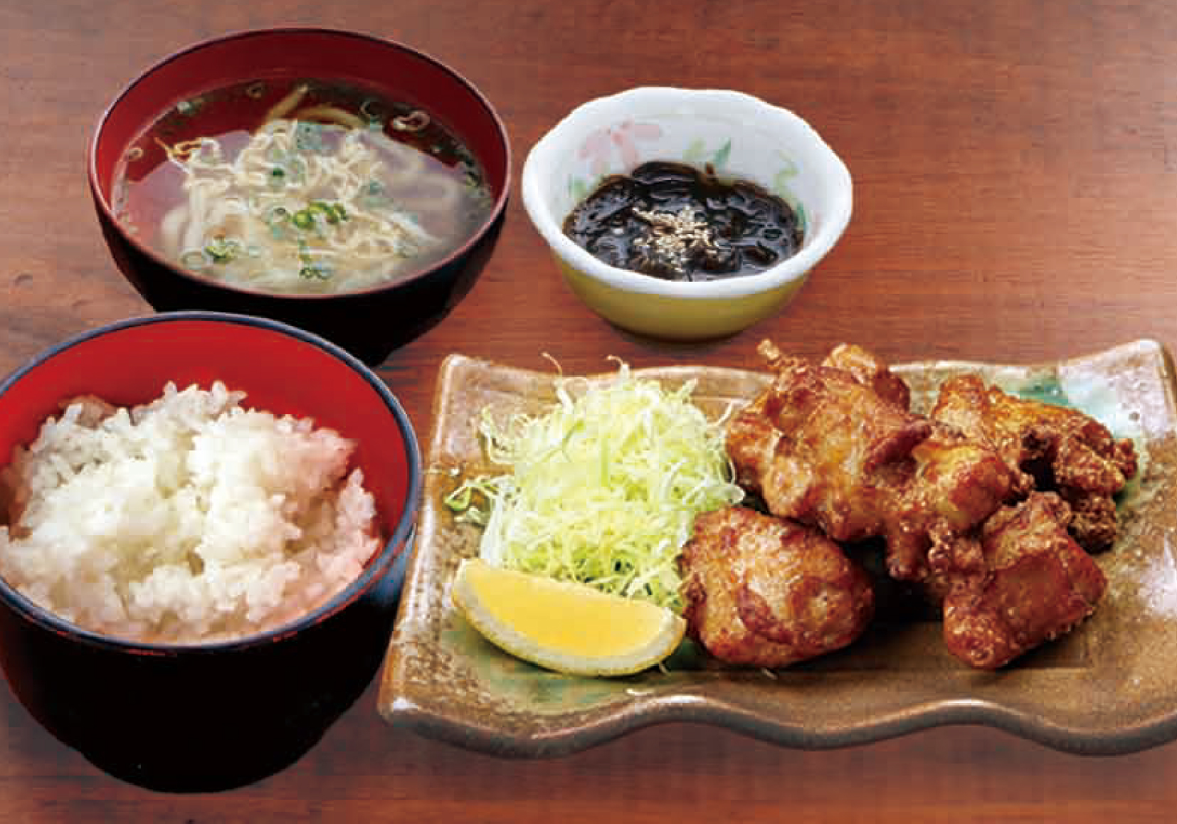 県産やんばる鶏の唐揚げ定食